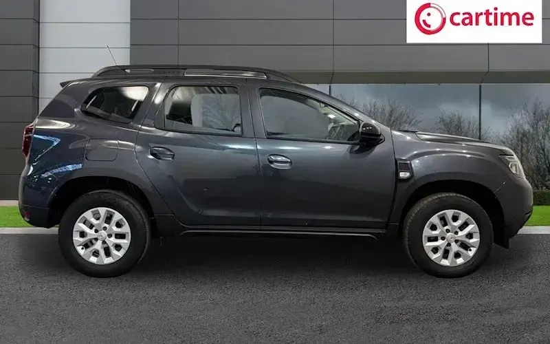 Used Dacia Duster Comfort 131 HP (96 kW) 2022 Grey SUV