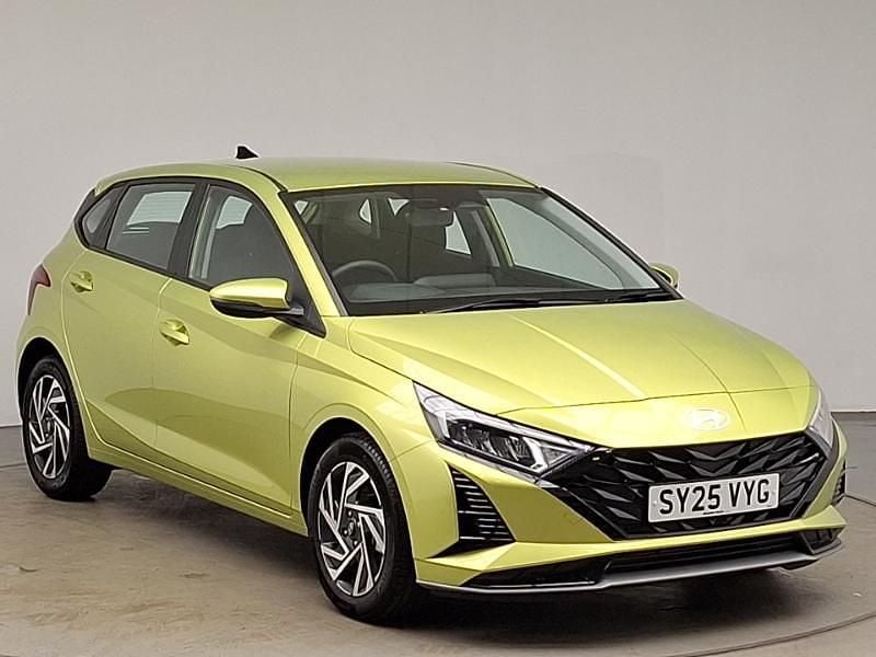 Green New 2025 Hyundai i20 Advanced Hatchback | £18,698 (Super price) - Image 1/4