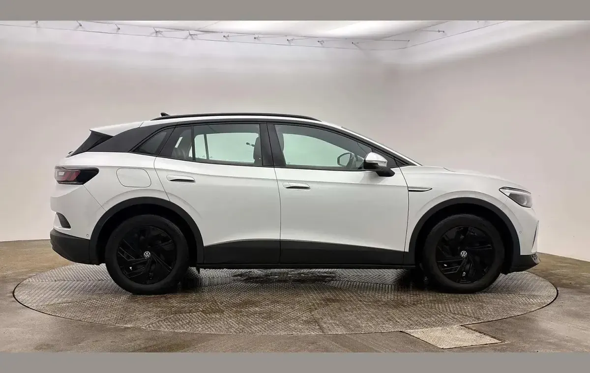 Used VW ID.4 Pure 108 kW (148 HP) 2023 White SUV