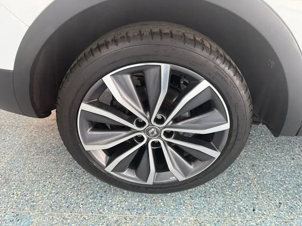 Used Renault Kadjar Version S 140 HP (102 kW) 2019 White SUV