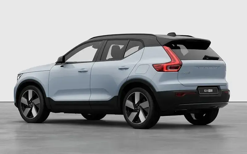 New Volvo EX40 Ultra 185 kW (252 HP) 2026 Onyx black SUV