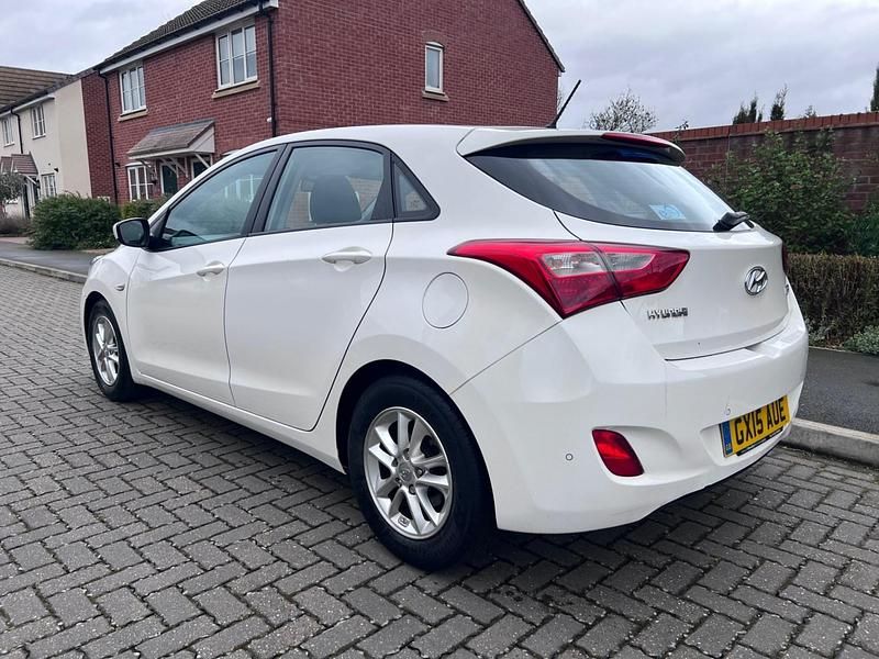 Used Hyundai i30 Active 2015 White Hatchback