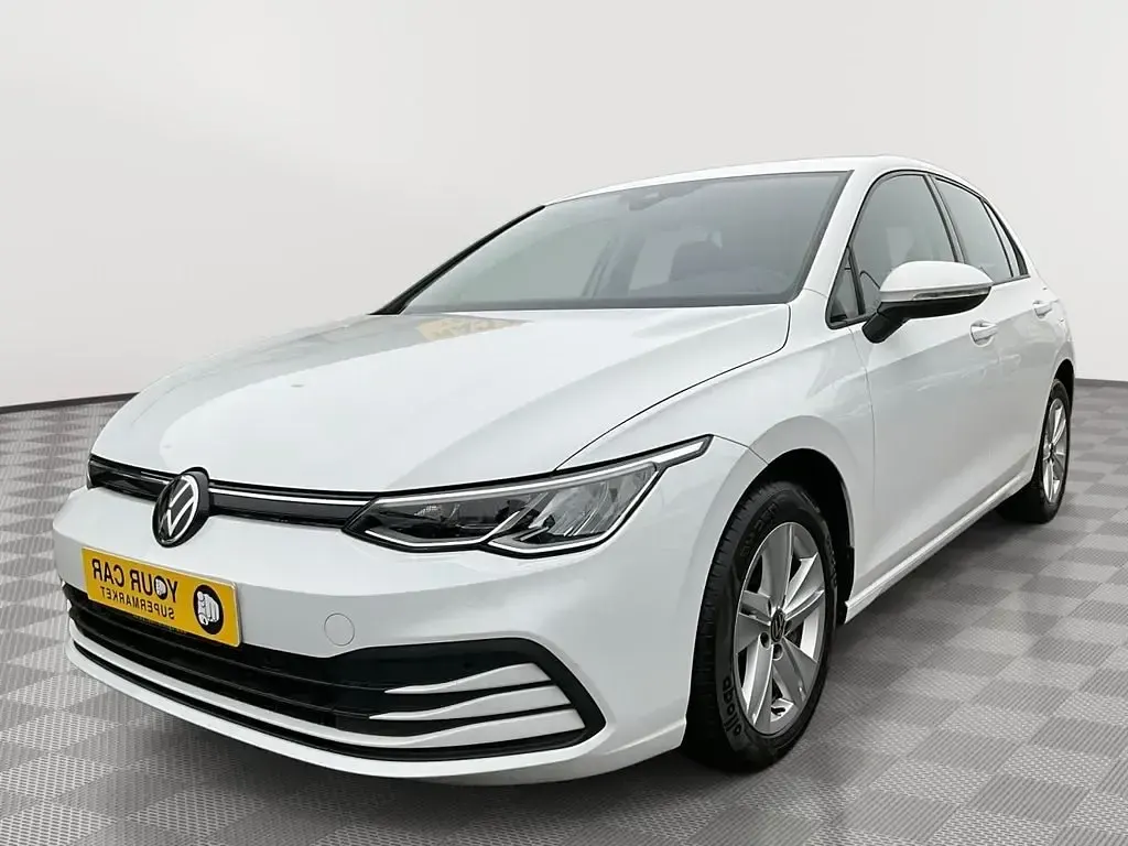 Usado VW Golf VIII Life 131 HP (96 kW) 2023 Branco Citadino