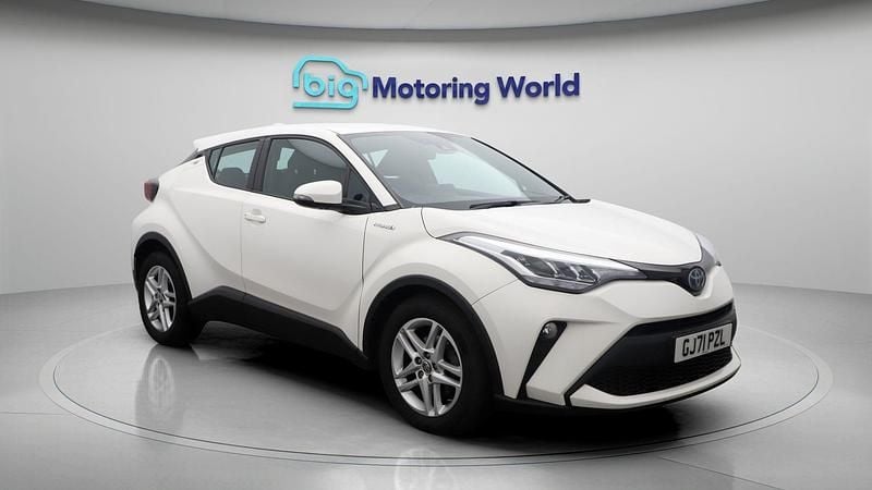 Used 2021 Toyota C-HR SUV | £15,700 (Good price) - Image 1/4