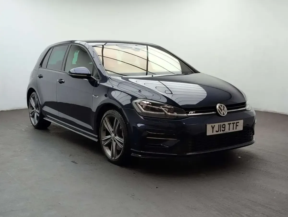 Used VW Golf VII R-line 150 HP (110 kW) 2019 Blue Hatchback