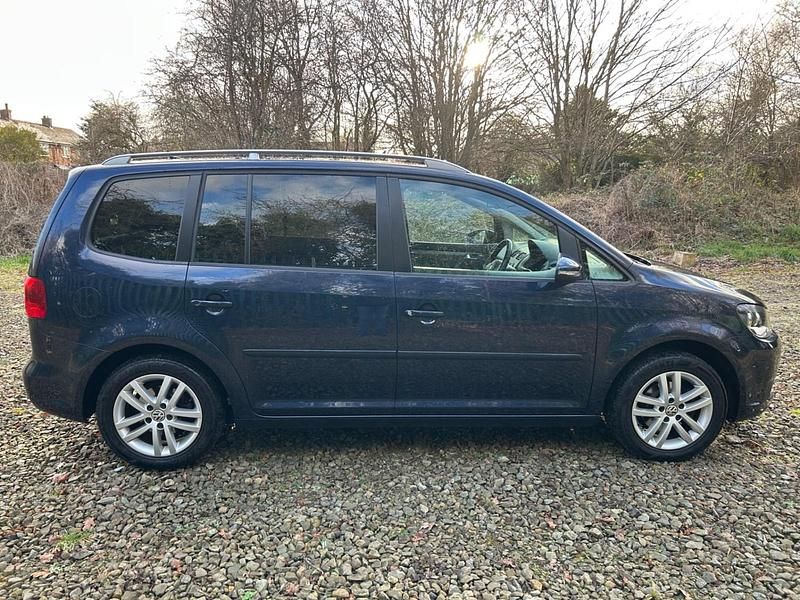 Used VW Touran SE 105 HP (77 kW) 2013 Blue MPV