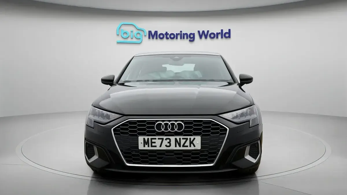 Used Audi A3 Sportback e-tron Sport 201 HP (147 kW) 2024 Hatchback