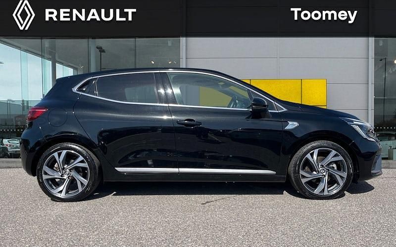 Used Renault Clio V RS Line 140 HP (102 kW) 2022 Black  Hatchback
