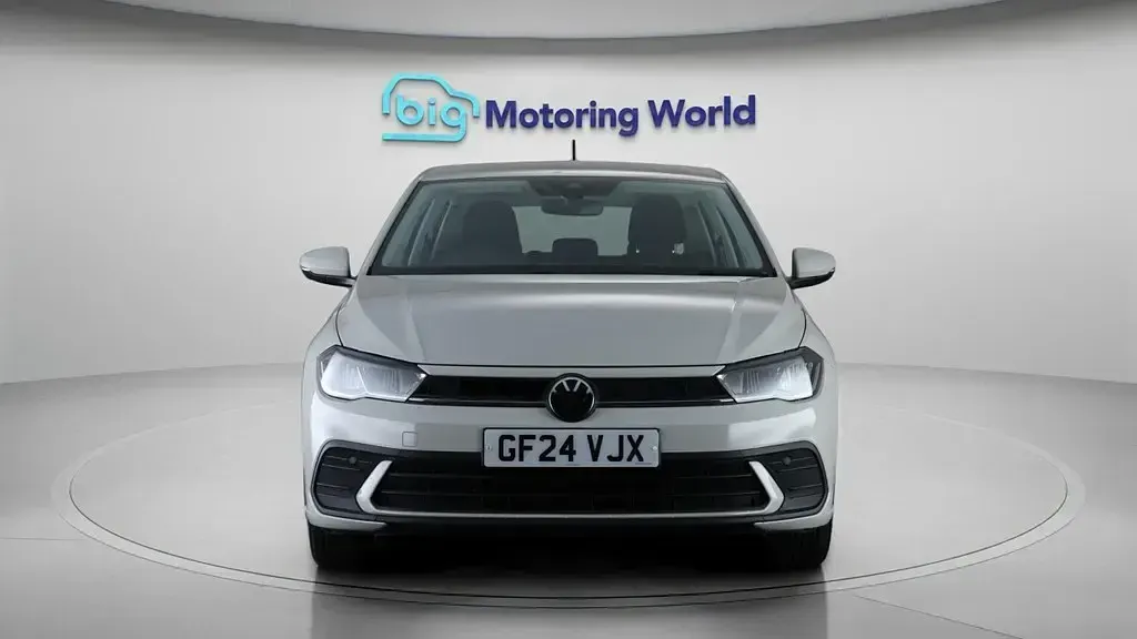 Usado VW Polo S 95 HP (69 kW) 2024 Cinzento Citadino