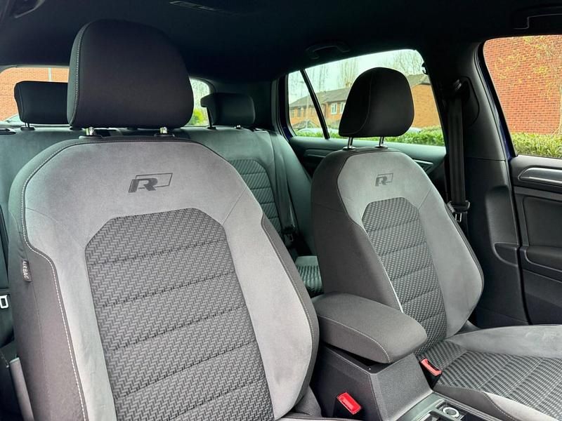 Used VW Golf VII R-line 150 HP (110 kW) 2019 Blue Hatchback