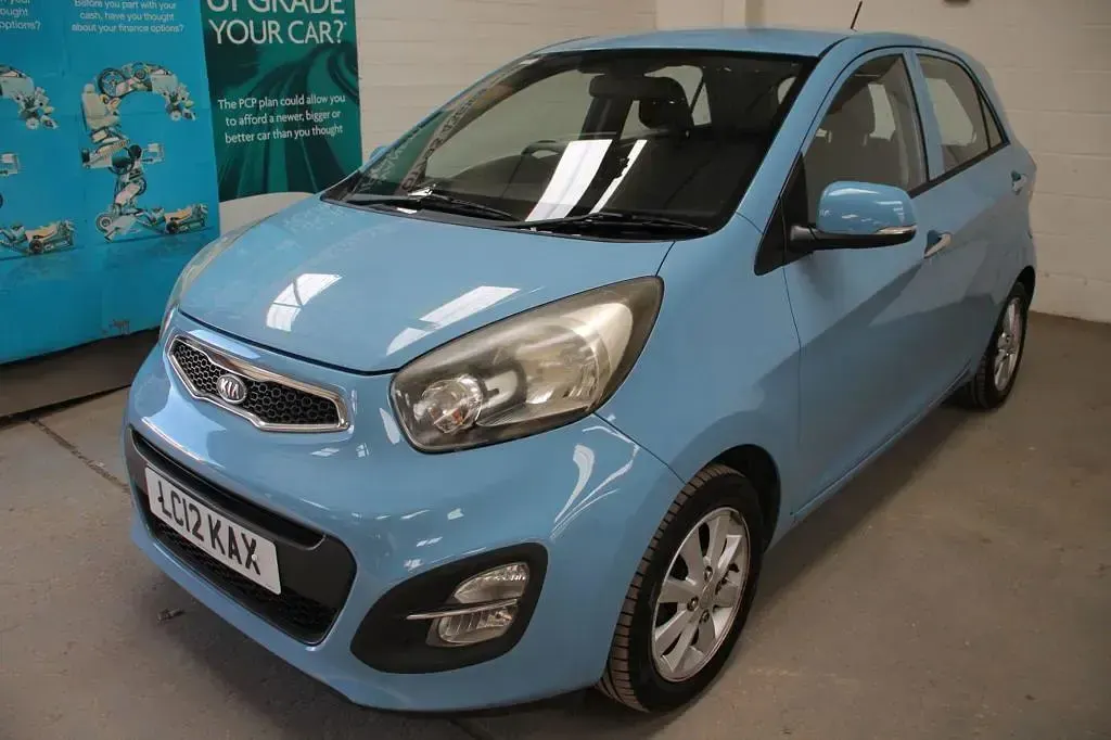 Used Kia Picanto 84 HP (61 kW) 2012 Blue Hatchback