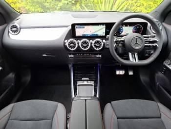 New Mercedes GLA200 Executive 150 HP (110 kW) 2025 Grey SUV