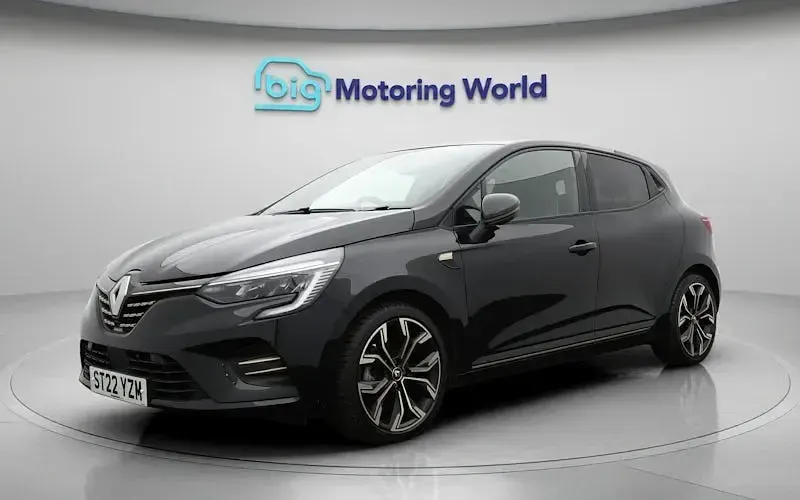 Used Renault Clio SE 140 HP (102 kW) 2022 Black Hatchback