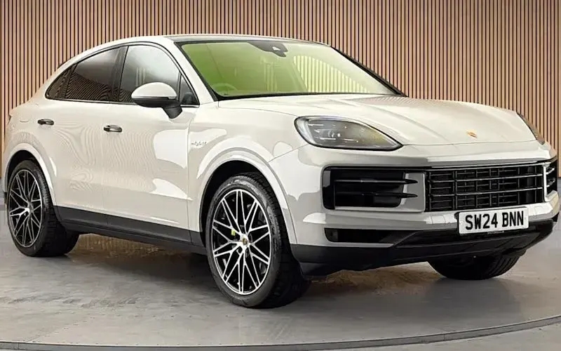 Used Porsche Cayenne 470 HP (345 kW) 2025 SUV