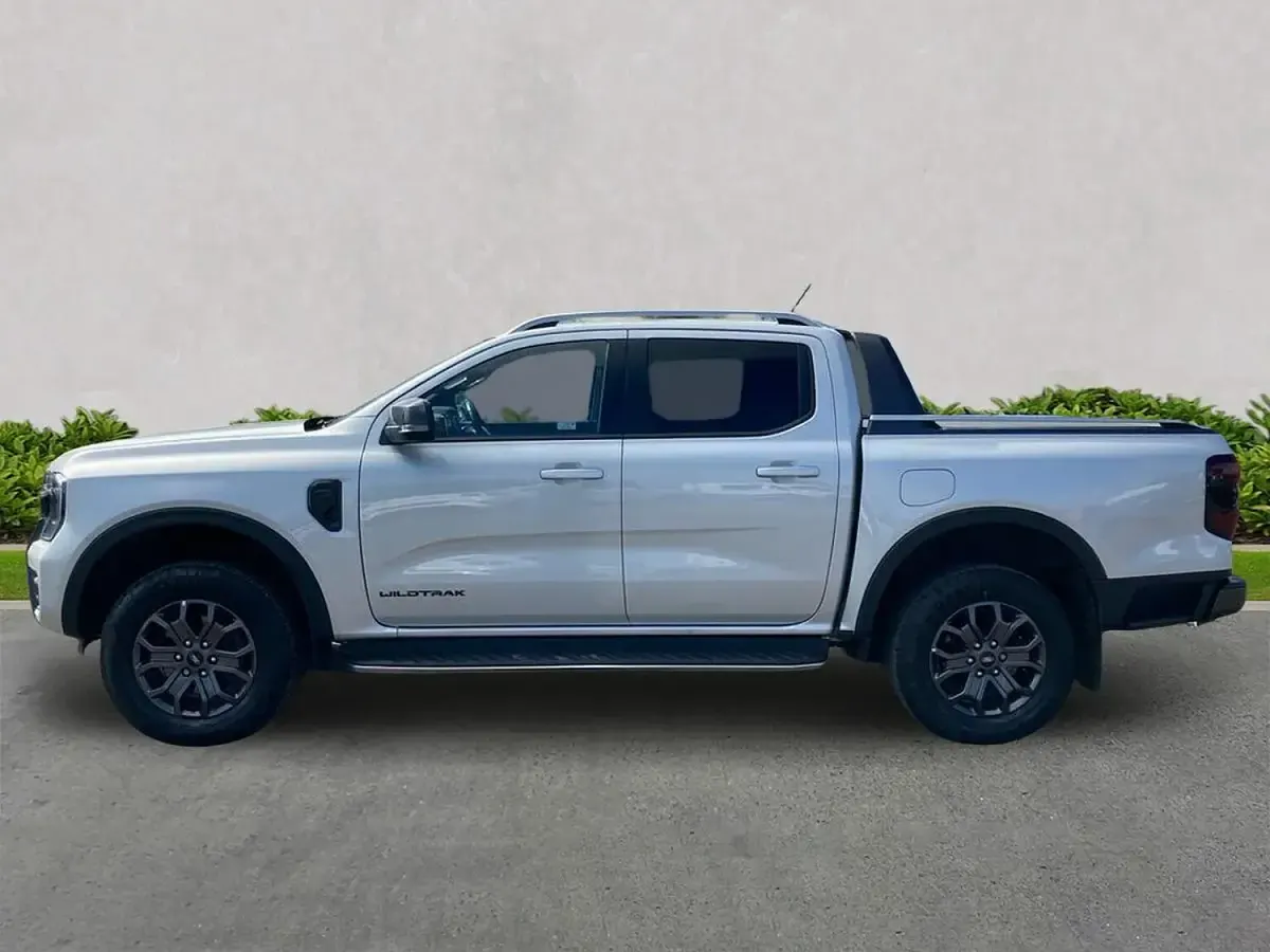 Used Ford Ranger Wildtrack 213 HP (156 kW) 2024 Silver Pickup