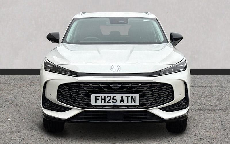 Used MG HS Trophy 170 HP (125 kW) 2024 Solid  white pearl SUV