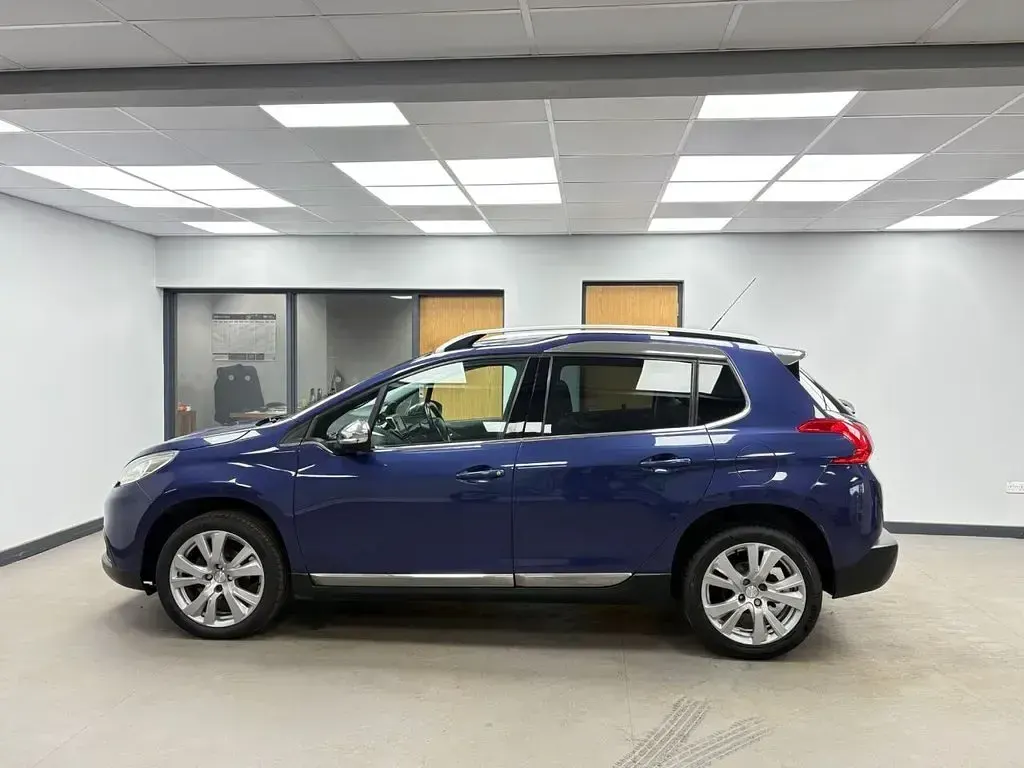 Used Peugeot 2008 S 92 HP (67 kW) 2015 Blue SUV