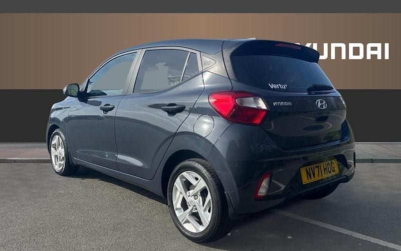 Used Hyundai i10 SE 67 HP (49 kW) 2023 Hatchback