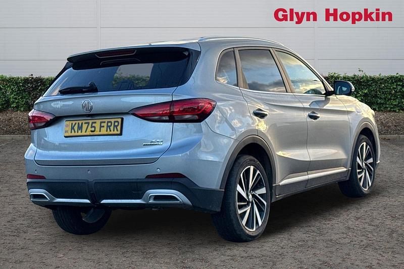 Used MG ZS Trophy 2025 Silver Hatchback