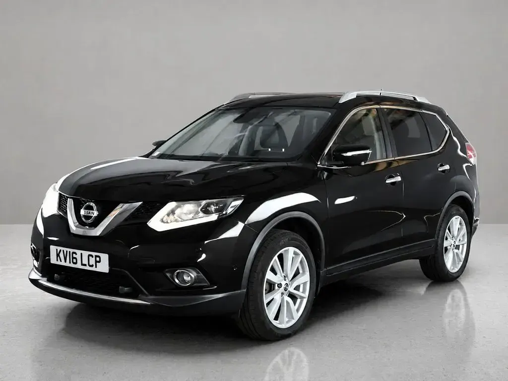 Used Nissan X-Trail Tekna 130 HP (95 kW) 2016 Green SUV