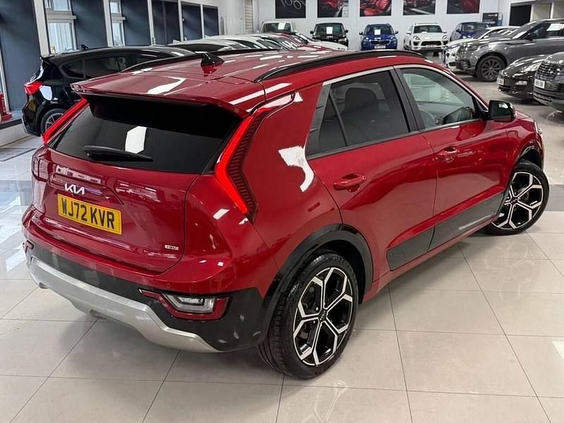 Used Kia Niro 139 HP (102 kW) 2022 Red SUV