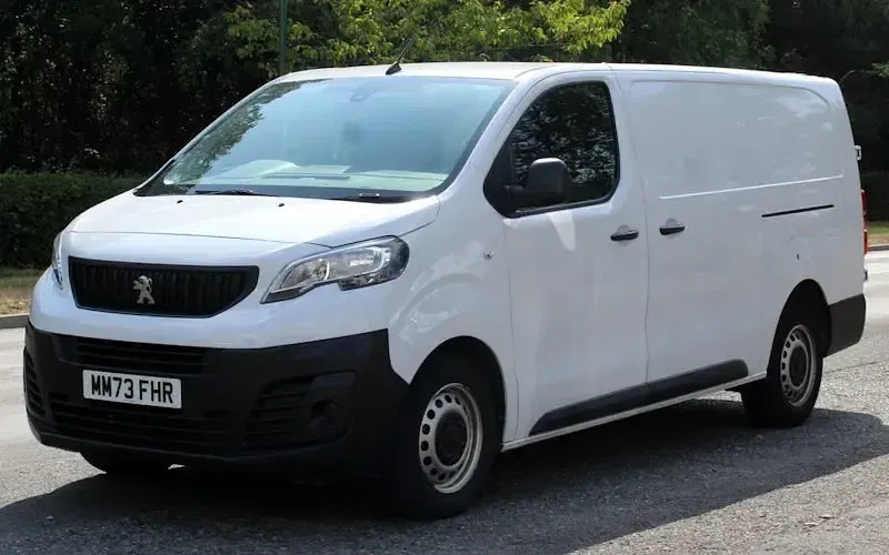 Used Peugeot Expert Premium 144 HP (105 kW) 2023 Van