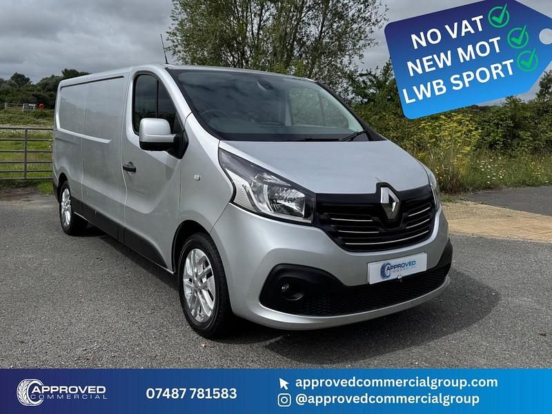 Silver Used 2018 Renault Trafic Van | £5,995 (Super price) - Image 1/4