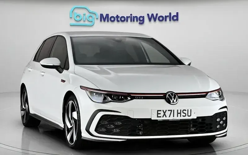 Used VW Golf VIII GTI 245 HP (180 kW) 2021 Hatchback