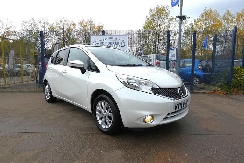 Used Nissan Note Acenta Premium 80 HP (58 kW) 2014 White MPV