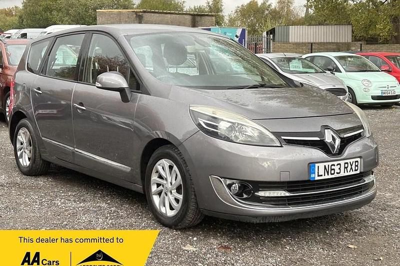 Used Renault Grand Scénic III Dynamique 2013 Grey MPV