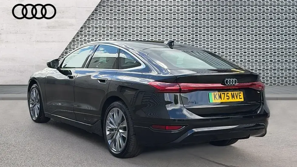 New Audi A6 e-tron Sport 210 kW (286 HP) 2025 Black Estate