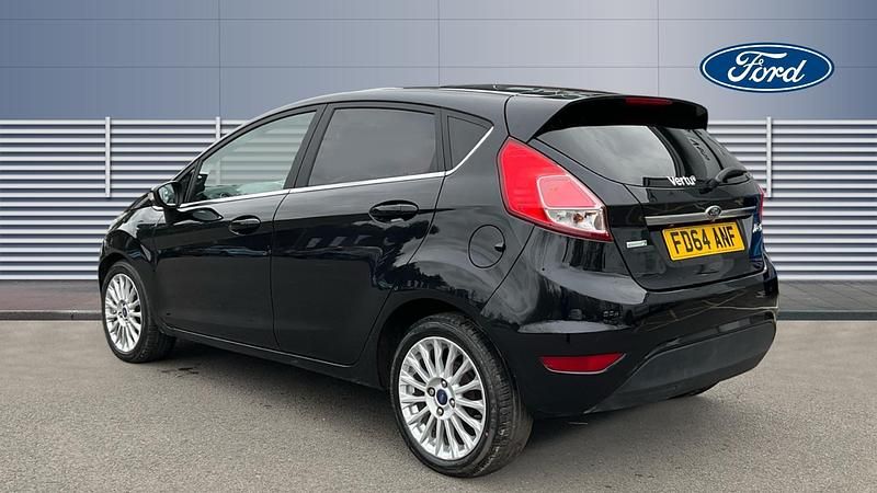Used Ford Fiesta Titanium 125 HP (91 kW) 2014 Hatchback