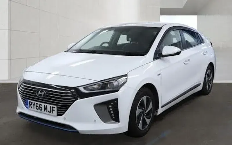 Used Hyundai Ioniq Premium SE 141 HP (103 kW) 2016 Hatchback