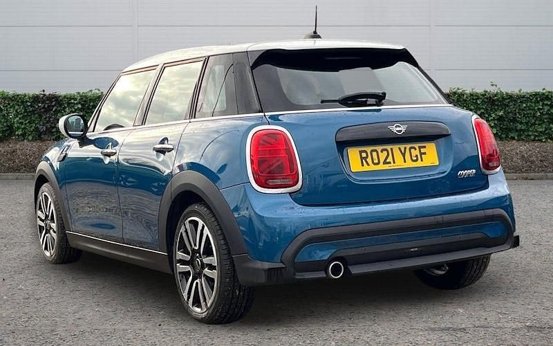 Used Mini Cooper Exclusive 136 HP (100 kW) 2021 Blue Hatchback