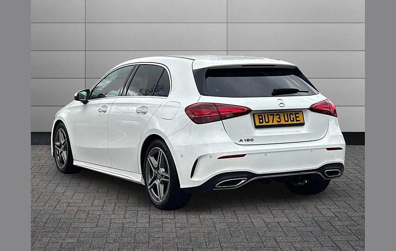 Used Mercedes A180 Executive 134 HP (98 kW) 2024 White Hatchback