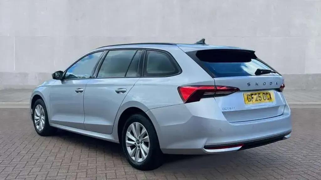 Used Skoda Octavia SE Technology 150 HP (110 kW) 2025 Silver Estate
