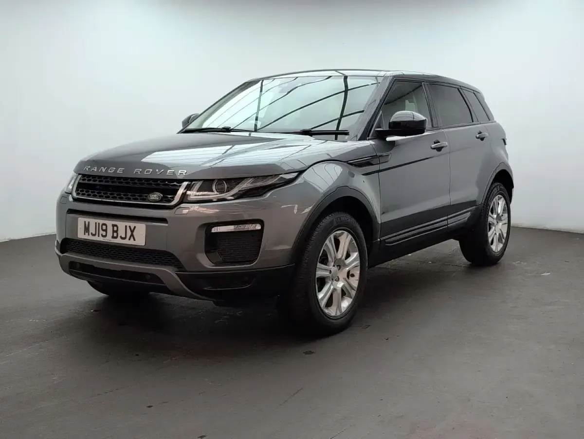 Used Land Rover Range Rover evoque SE 2019 Grey SUV