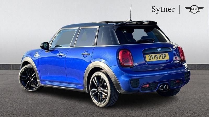 Used Mini Cooper S Sport 192 HP (141 kW) 2019 Blue Hatchback
