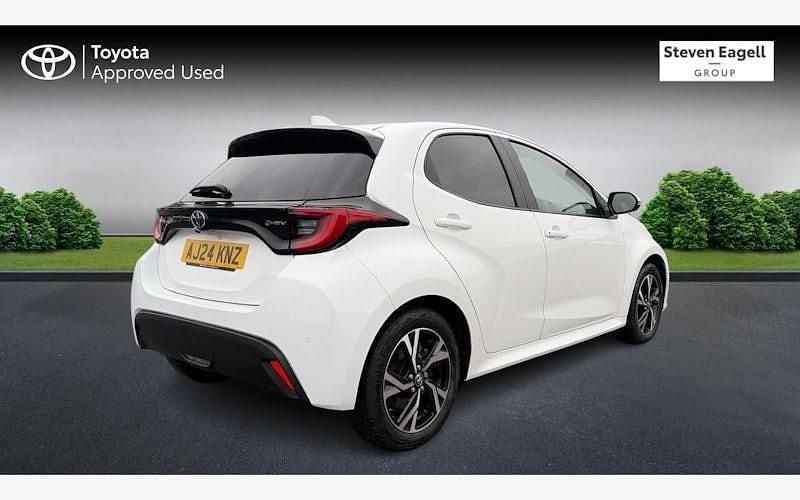 Used Toyota Yaris Hybrid Design 116 HP (85 kW) 2025 Hatchback