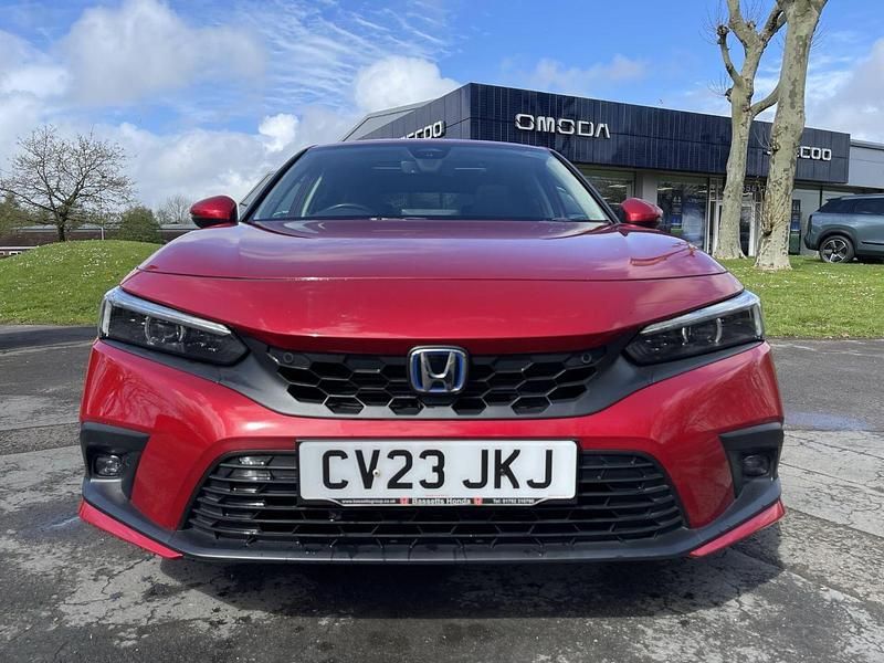 Used Honda Civic Advance 181 HP (133 kW) 2023 Red Hatchback