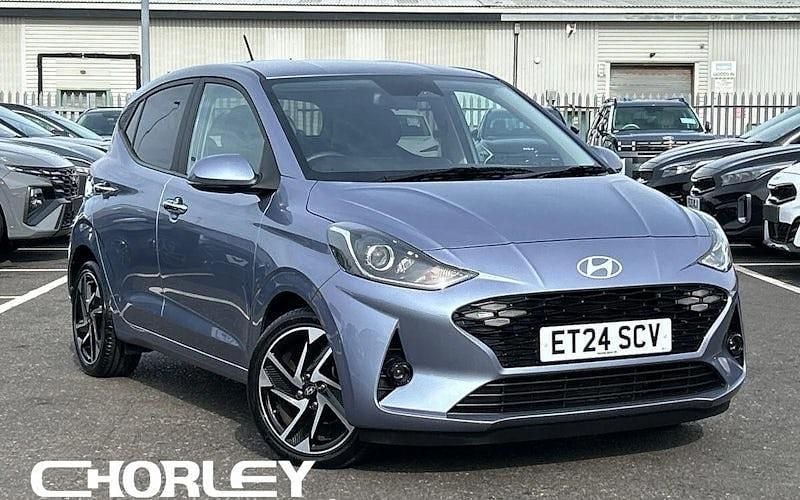 Used 2025 Hyundai i10 Premium Hatchback | £15,487 (Fair price) - Image 1/4