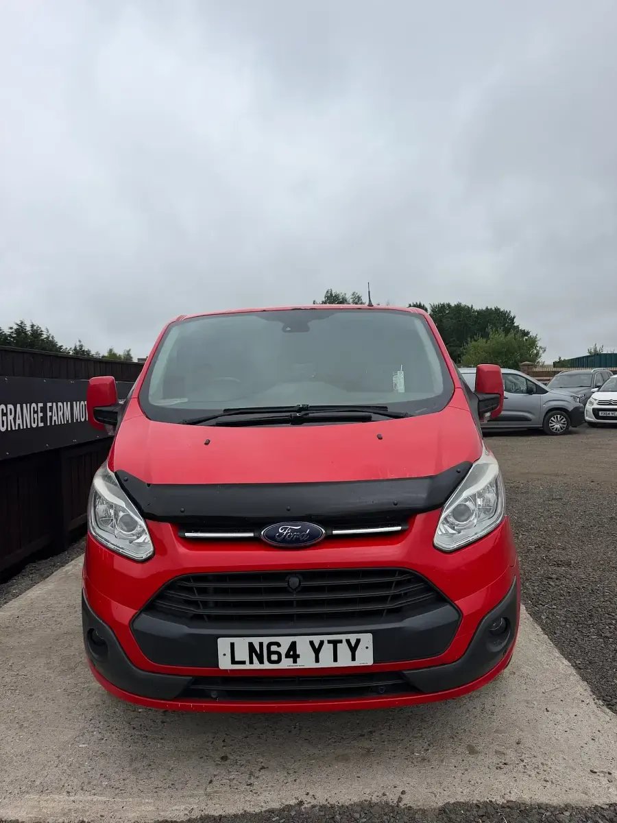 Used Ford Transit Custom Limited 125 HP (91 kW) 2014 Red Van
