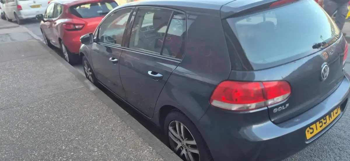 Usado VW Golf VI SE 105 HP (77 kW) 2009 Azul Citadino
