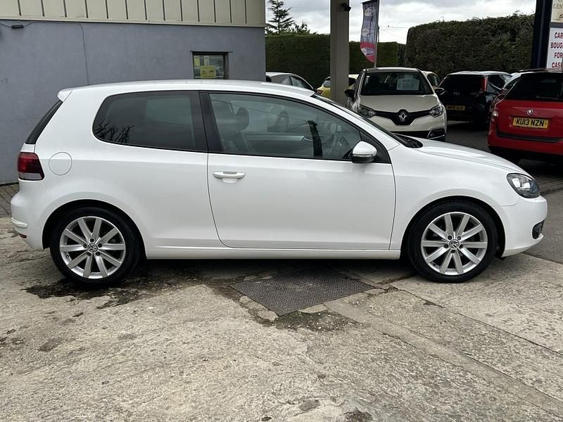 Used VW Golf VI GT 140 HP (102 kW) 2011 White Hatchback