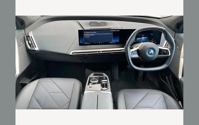 Used BMW iX M Sport 239 kW (326 HP) 2023 White SUV