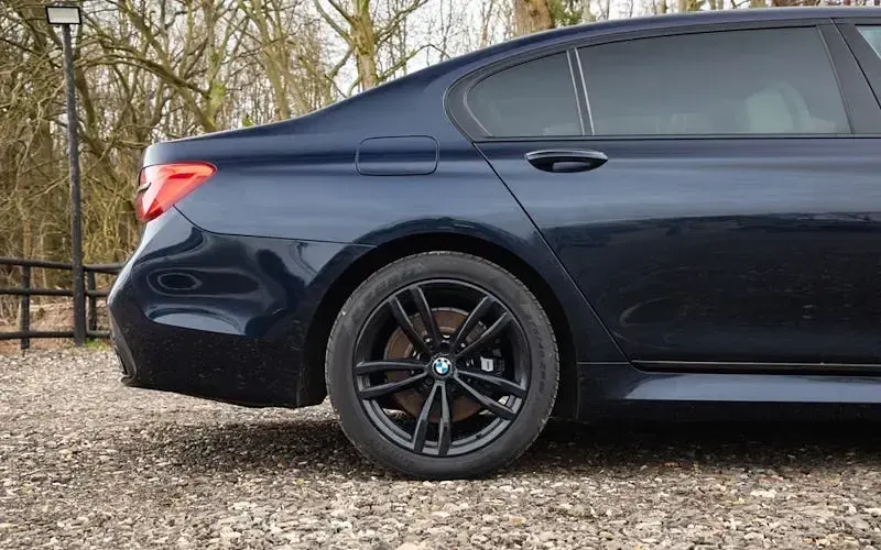 Used BMW 740L M Sport 320 HP (235 kW) 2018 Black Sedan