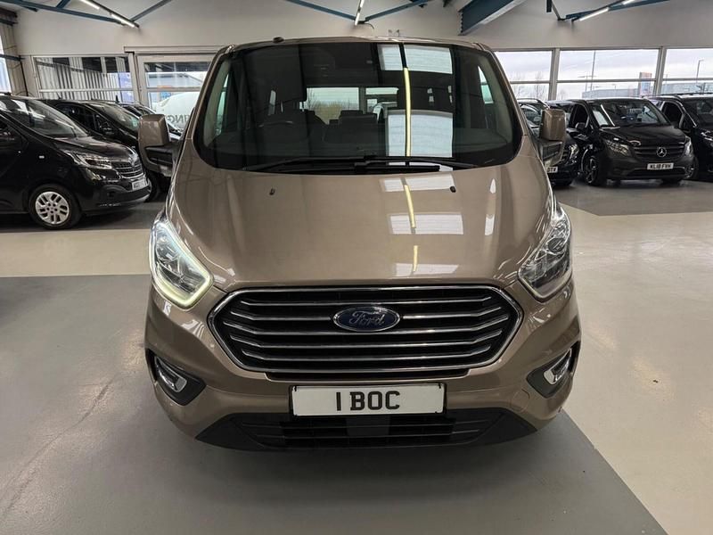 Used Ford Tourneo Titanium 130 HP (95 kW) 2018 Silver MPV
