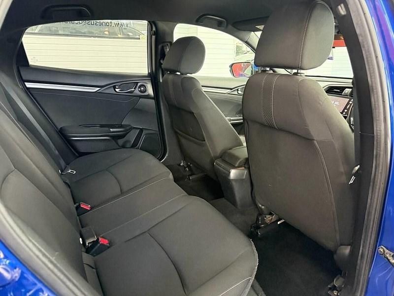 Used Honda Civic SR 126 HP (92 kW) 2018 Blue Hatchback