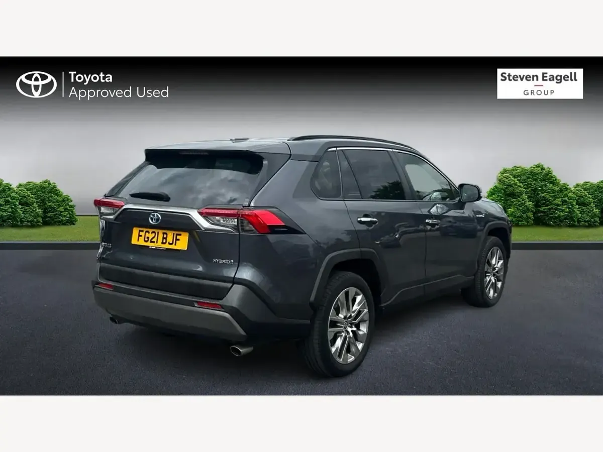 Used Toyota RAV4 218 HP (160 kW) 2021 Grey SUV