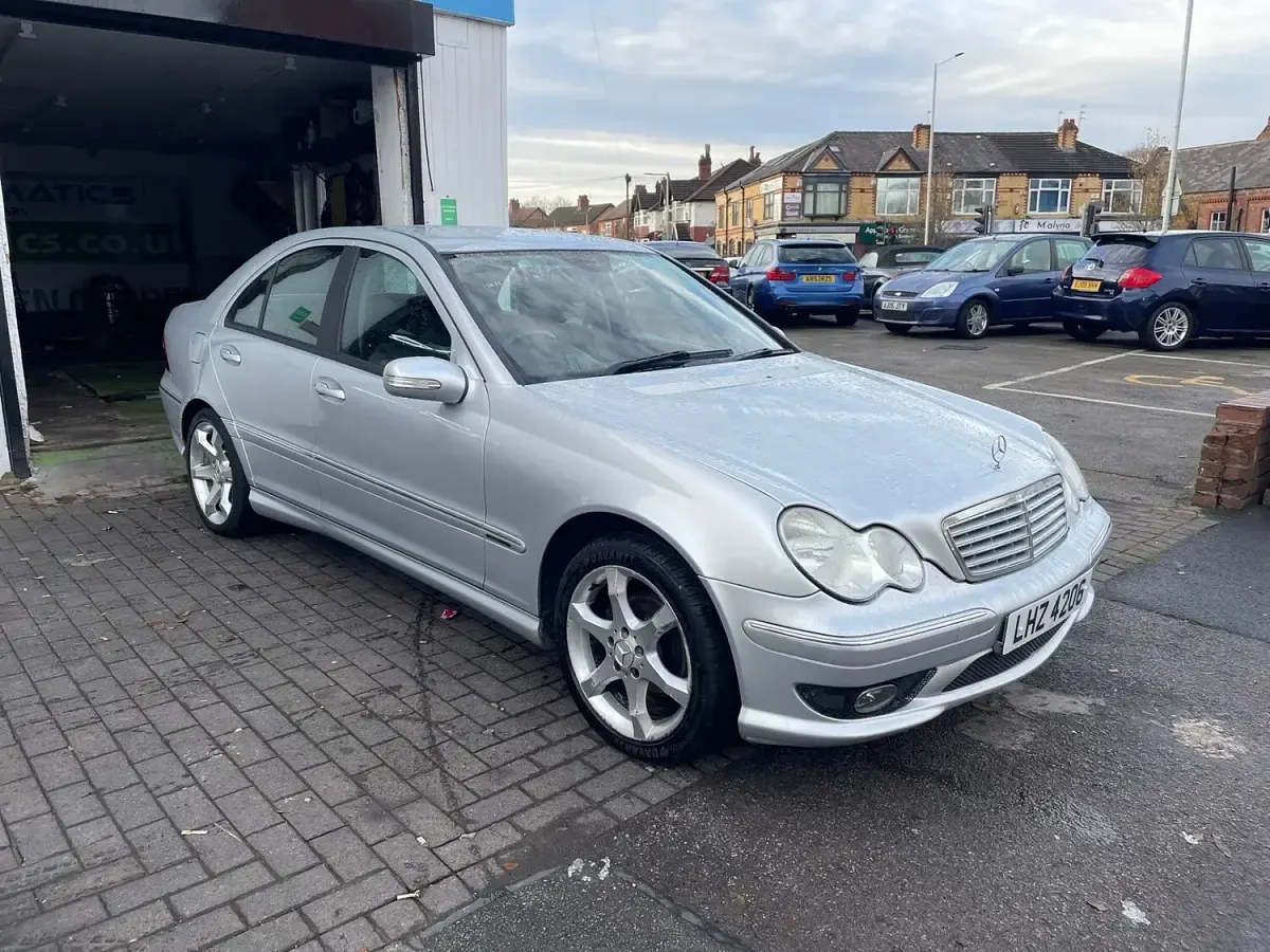 Used Mercedes C180 2006 Silver Sedan